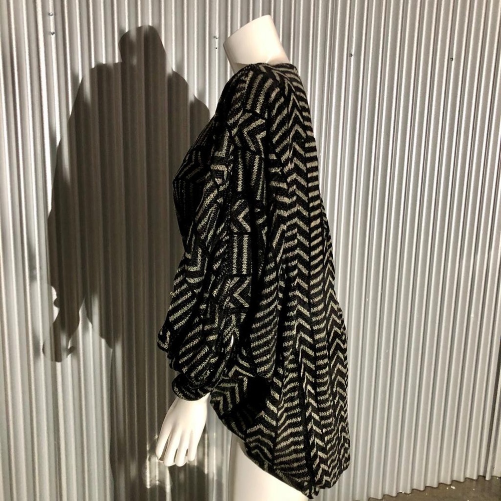 EIS long festival poncho/cape/wrap/shawl - Picture 5 of 9